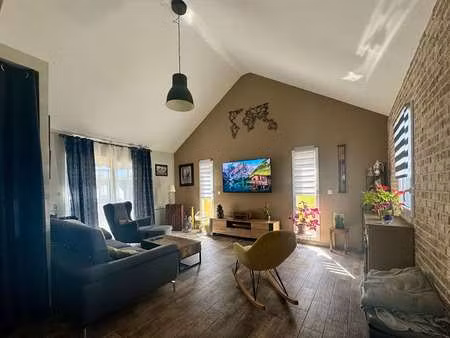 location maison meublé à lothey (29190) : à louer meublé / 121m² lothey