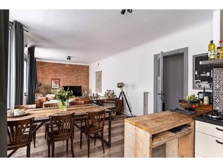 trendy instapklaar appartement met twee slaapkamers én terras in essen!