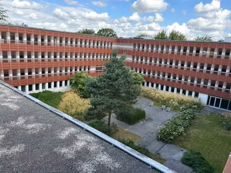 bâtiment de bureaux à louer à villeneuve-d'ascq parkings privatifs