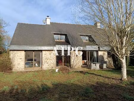 vente maison à saint-nicolas-du-pélem (22480) : à vendre / 120m² saint-nicolas-du-pélem