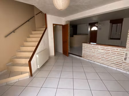 maison avec terrasse à louer au mas-d'agenais (47)