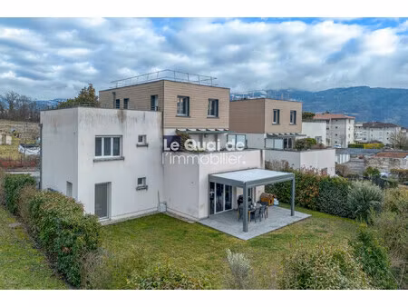 montbonnot – entre appartement et maison dans un cadre privil?