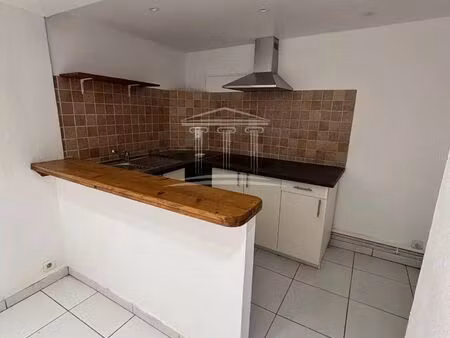 vente immeuble 102 m² carpentras (84200)