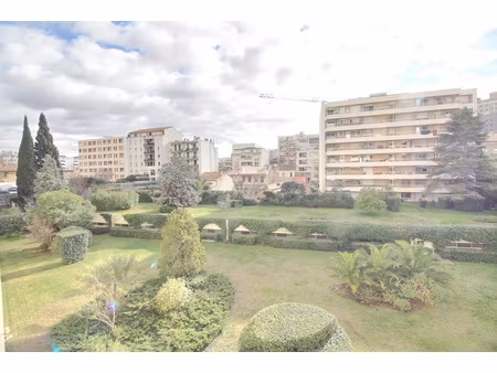 saint pierre t4 avec terrasse et garage