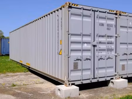 location parking 28 m² à meyrargues (13650)  260 €