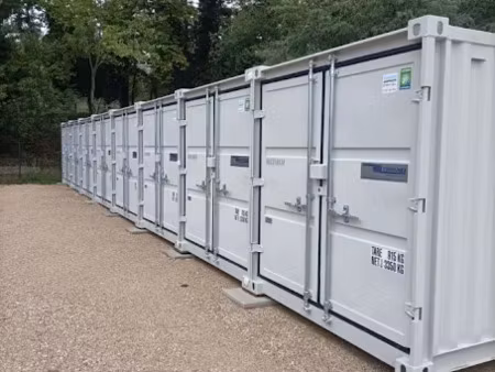 location parking 9 m² à meyrargues (13650)  160 €