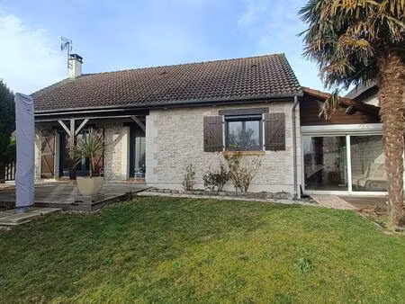 située à alizay (27460)