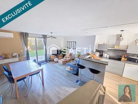 agréable maison t4 duplex avec jardinet et garage