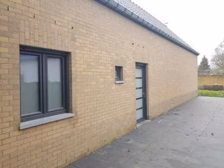 maison d'habitation 3 façades.