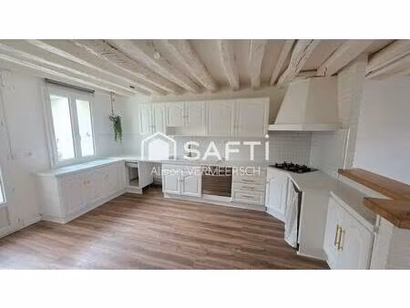 belle maison lumineuse  avec jardin privatif