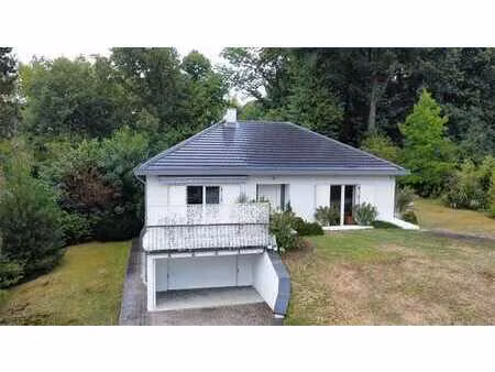 belle maison de plain pied - 2 chambres sur 8 ares