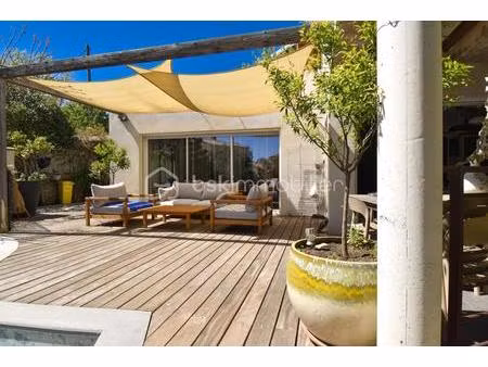 maison d’architecte avec piscine et studio indépendant  proche vieux-port