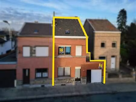 sous-option ! maison 3 façades à vendre à oupeye