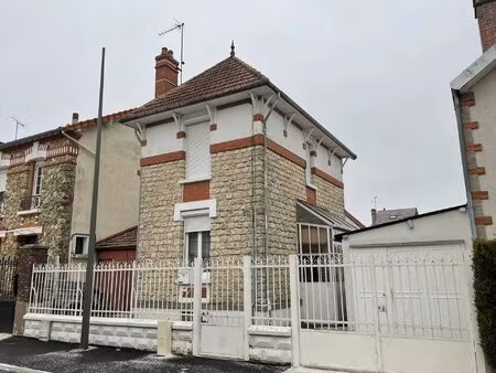 maison 4 pièces  garage  terrain  deux chambres