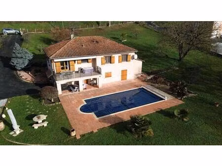 moins d'un km des commerces de vergt