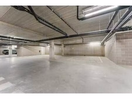 place de parking dans la résidence evora