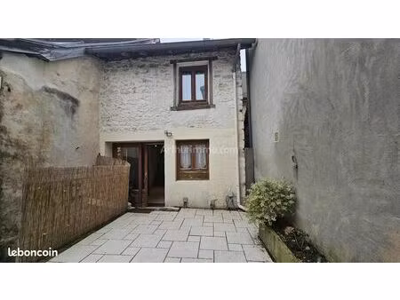 appartement 3 pièces 77 m²