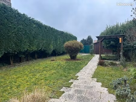 maison 4 pièces 75 m²