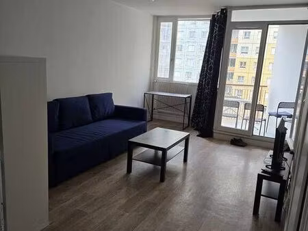 studio 1 pièce 33 m²