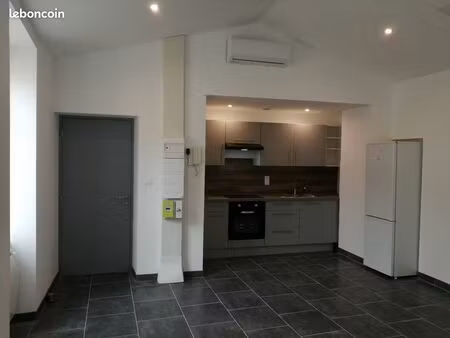 beau 2 pièces + terrasse