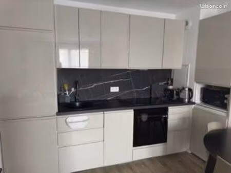 appartement 3 pièces 60 m²