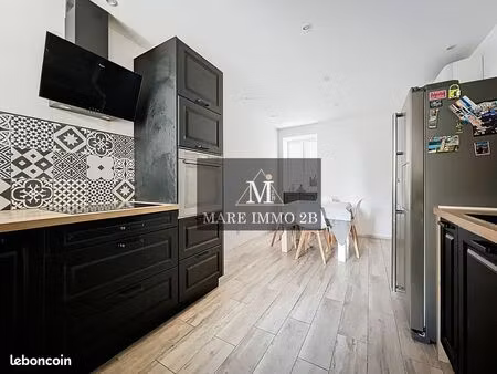 maison de village avec terrasse