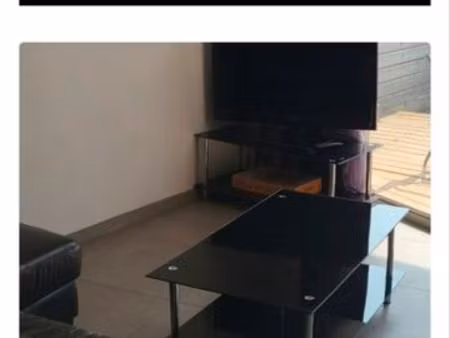 location à l'année t2 850 edf eau wifi inclus