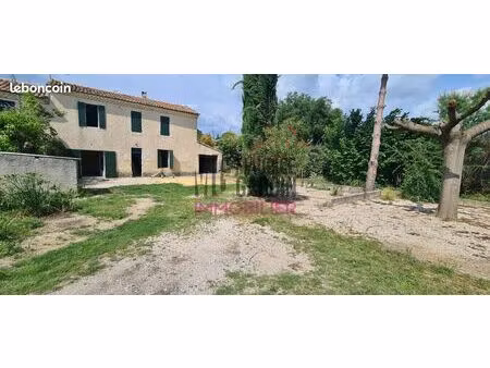 mas 4 pièces 115 m²