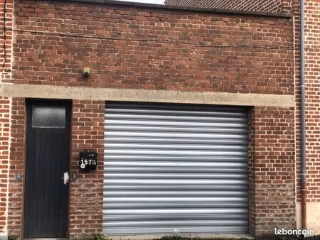 loue grand garage ￼
