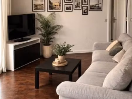 location meublée appartement 2 pièces 60 m² à saint-cloud (92210)  1 750 €
