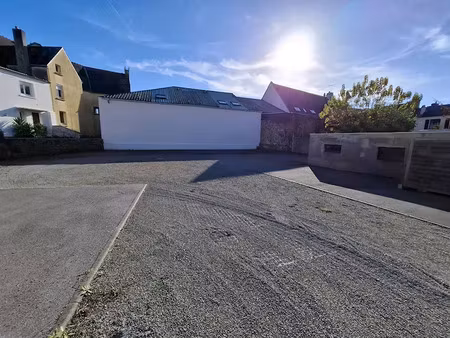 location parking à concarneau (29900)  80 €