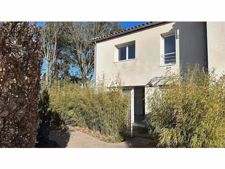 location maison 3 pièces 61 m² à la bruffière (85530)  840 €