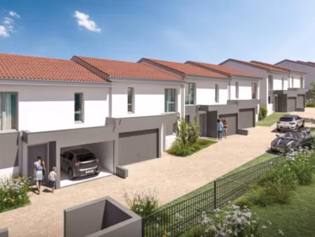 location maison 4 pièces 110 m² à trévoux (01600)  1 221 €