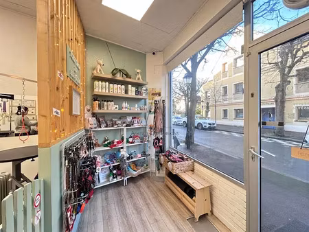 location locaux professionnels 34.1 m² à le vésinet (78110)  10 560 €