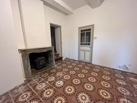 maison vigneronne jardin et remise