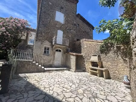 maison de village