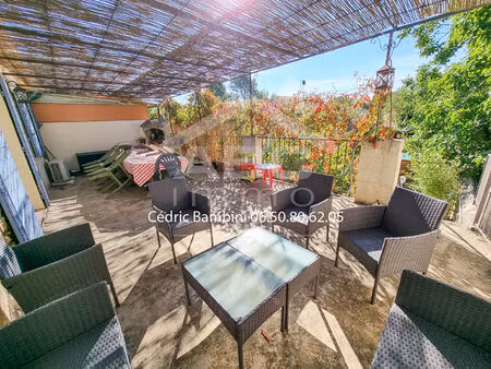 en exclusivité maison avec 2 logements et un extérieur de 285 m² sur saint maximin la sain