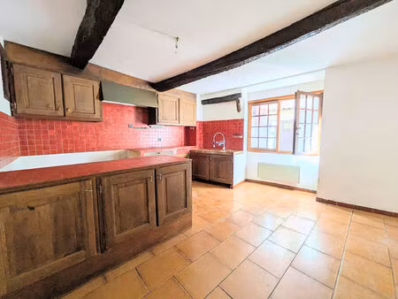 grande maison de village - t5 -149 m² centre de mézel