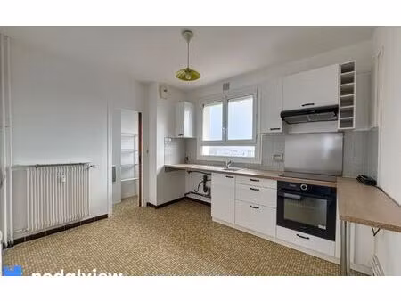 location appartement  66.38 m² t-3 à le mans  700 €
