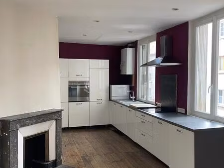 ref 12063- 24 boulevard carnot - f3 au 2eme