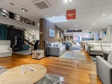 vente commerce 1 pièce 388 m² trignac (44570)