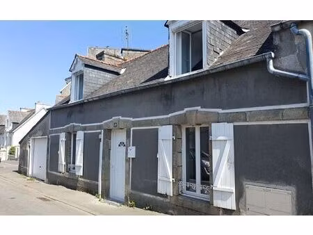 location maison  m² t-2 à carhaix-plouguer  600 €