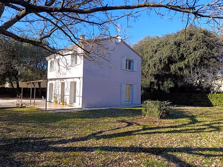 villa 4 chambres au calme sur un beau terrain