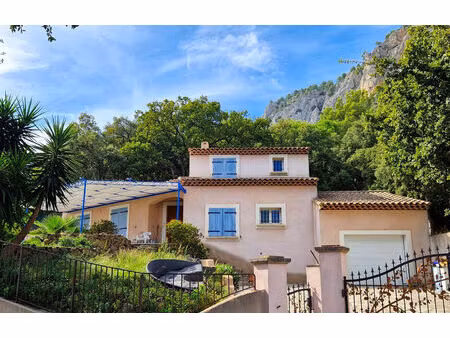 vente maison 5 pièces 120 m² le revest-les-eaux (83200)