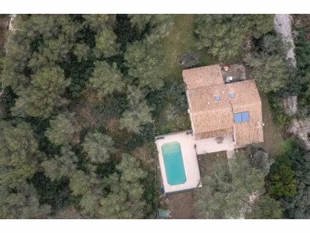 maison familiale avec piscine secteur garrigues à nîmes