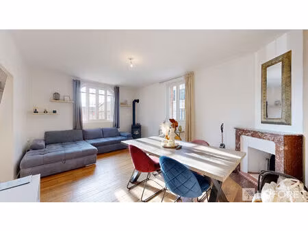 maison de village rénovée  proche du pal à thiel-sur-acolin