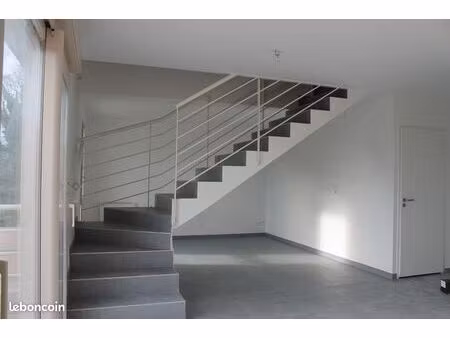 magnifique t5 duplex – 104 m² – balcon 15 m² – garage