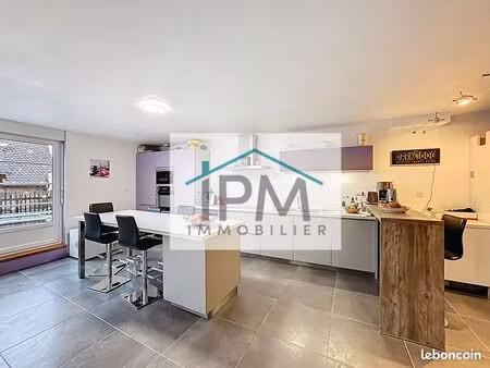 appartement 4 pièces 184 m²