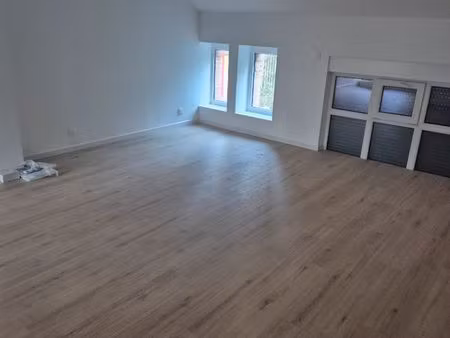 location maison artres