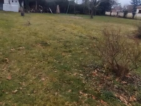 terrain d’exception sud de tarbes – 1750 m² – odos